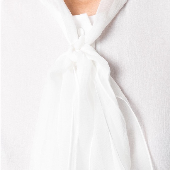 Chloe Frill sleeves blouse - Picture 6 of 10